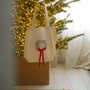 "The Merry Carry" - hand embroidered linen bag